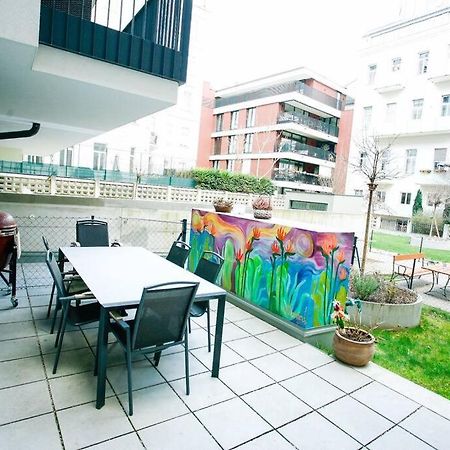 Top Central Apartment On Karlsplatz Wina Bagian luar foto