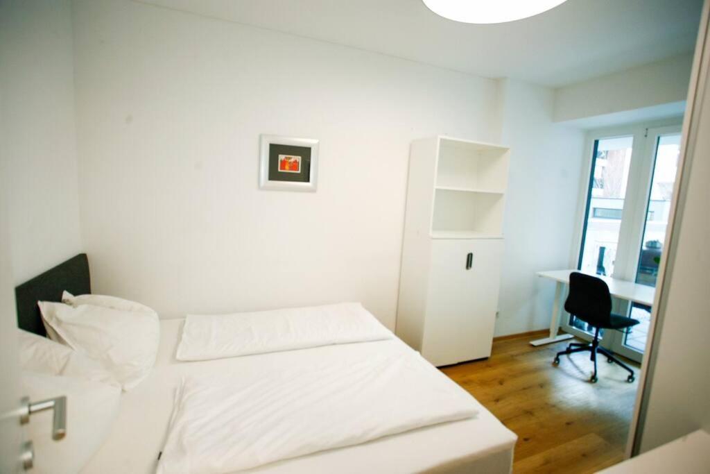 Top Central Apartment On Karlsplatz Wina Bagian luar foto
